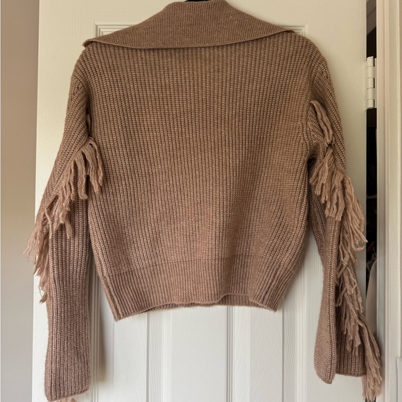 DESIGN HISTORY Fringe Sweater with Collar - Picture 5 of 6